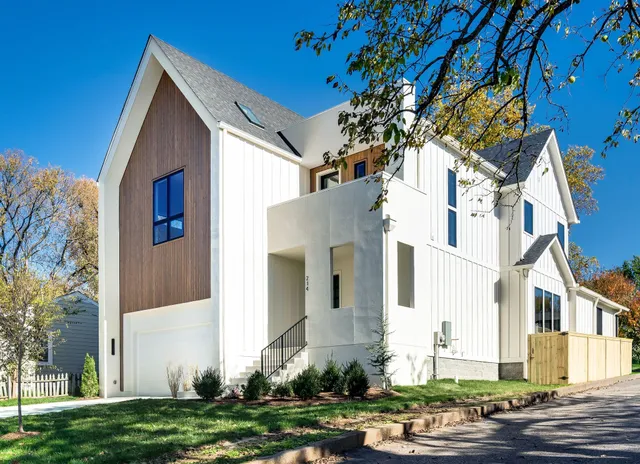 $1,995,000 | 214 54th Avenue North, Nashville, TN 37209