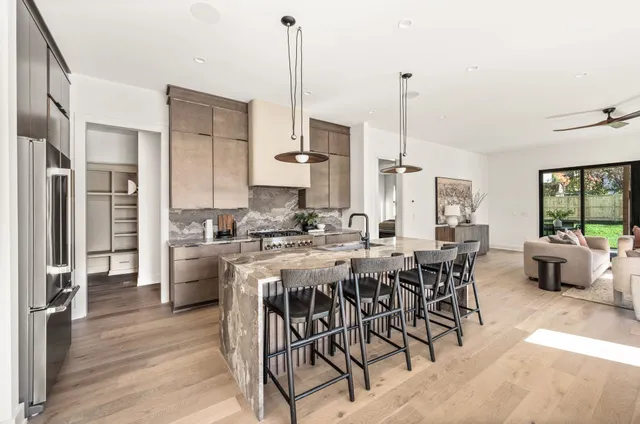 $1,995,000 | 214 54th Avenue North, Nashville, TN 37209