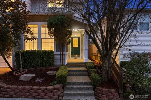 $860,000 | 5036 Northeast 4th Place, Renton, WA 98059