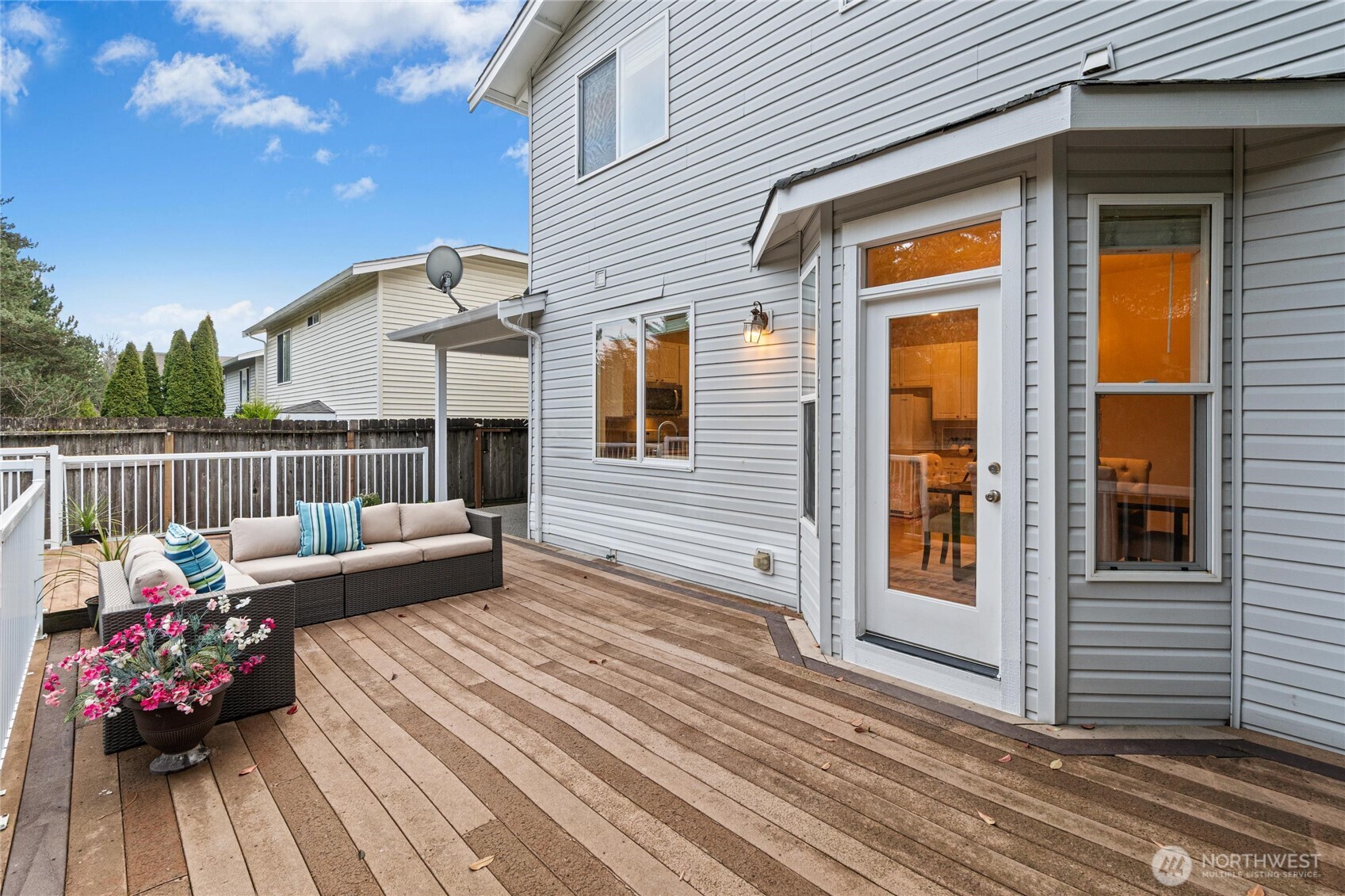 5036 Northeast 4th Place Renton, WA 98059 - Photo 27 of 35