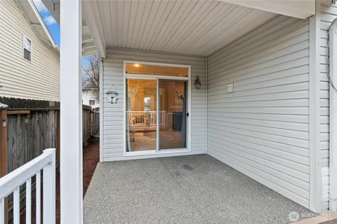 $849,000 | 5036 Northeast 4th Place, Renton, WA 98059