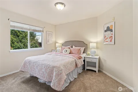 $860,000 | 5036 Northeast 4th Place, Renton, WA 98059