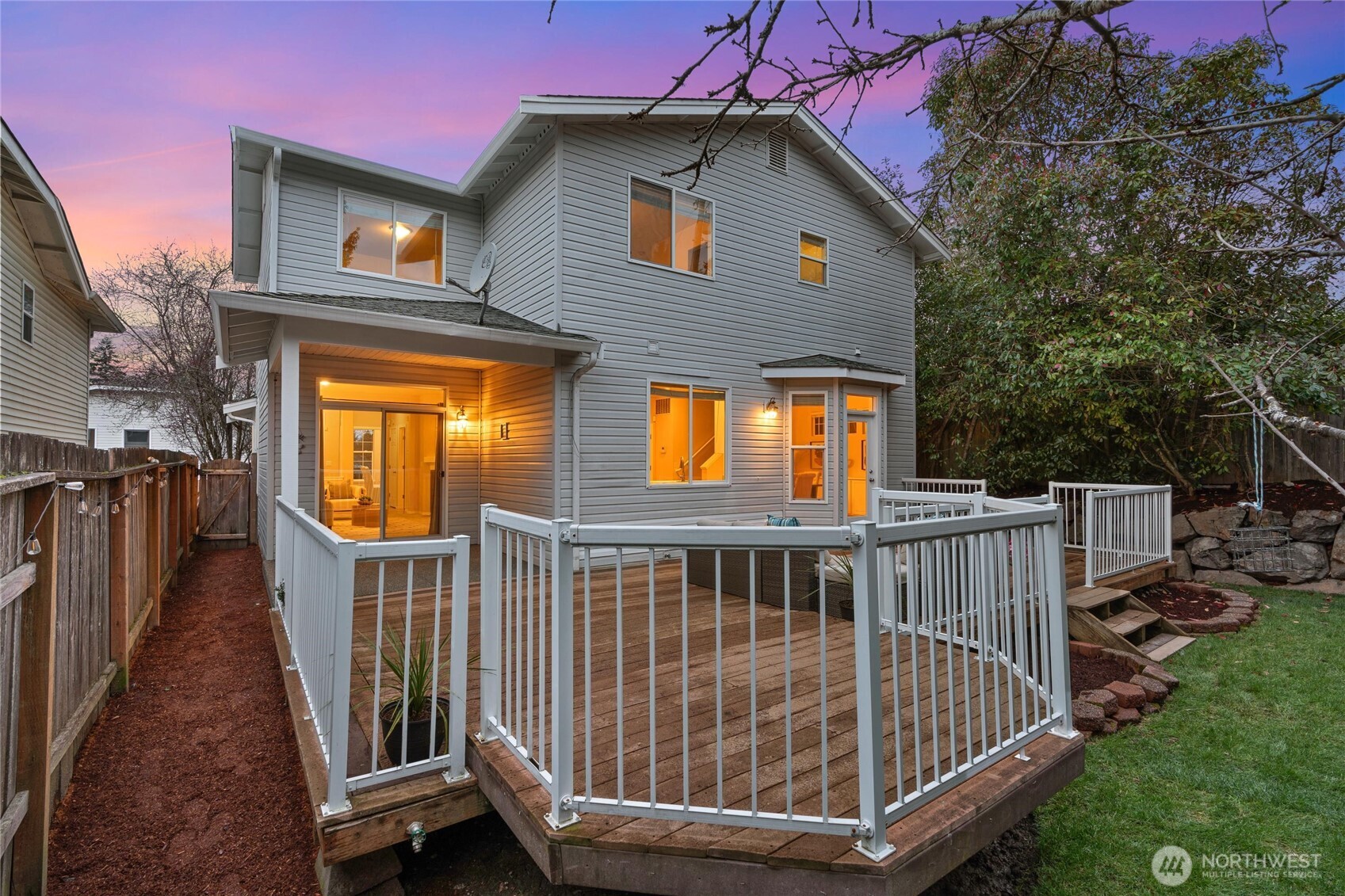 5036 Northeast 4th Place Renton, WA 98059 - Photo 31 of 35