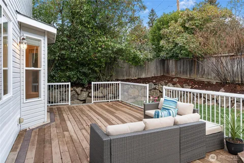 $860,000 | 5036 Northeast 4th Place, Renton, WA 98059