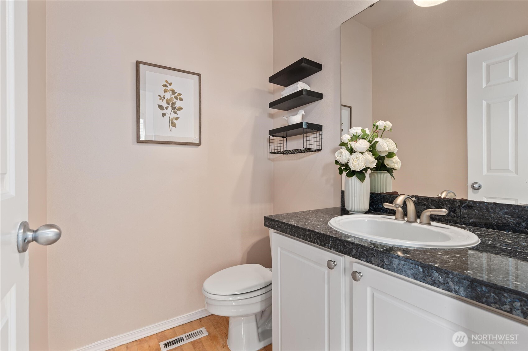 5036 Northeast 4th Place Renton, WA 98059 - Photo 9 of 35