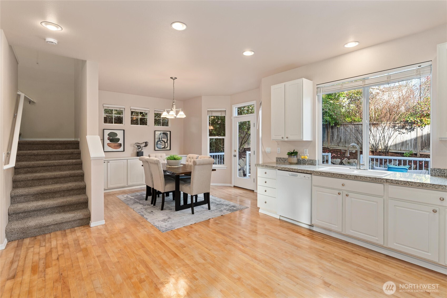 5036 Northeast 4th Place Renton, WA 98059 - Photo 10 of 35