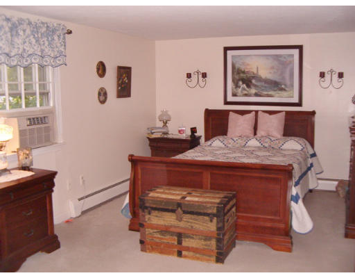 5 Entrance Road Plymouth, MA 02360 - Photo 6 of 19 Gallery Image 6