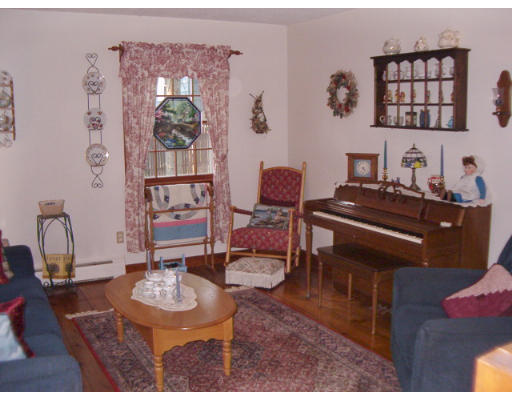 5 Entrance Road Plymouth, MA 02360 - Photo 7 of 19 Gallery Image 7
