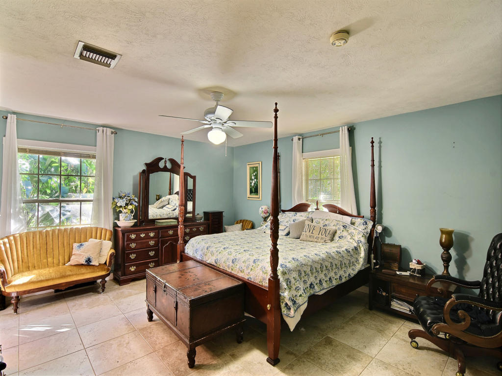6880 Graham Road Fort Pierce, FL 34945 - Photo 17 of 41 19-image054