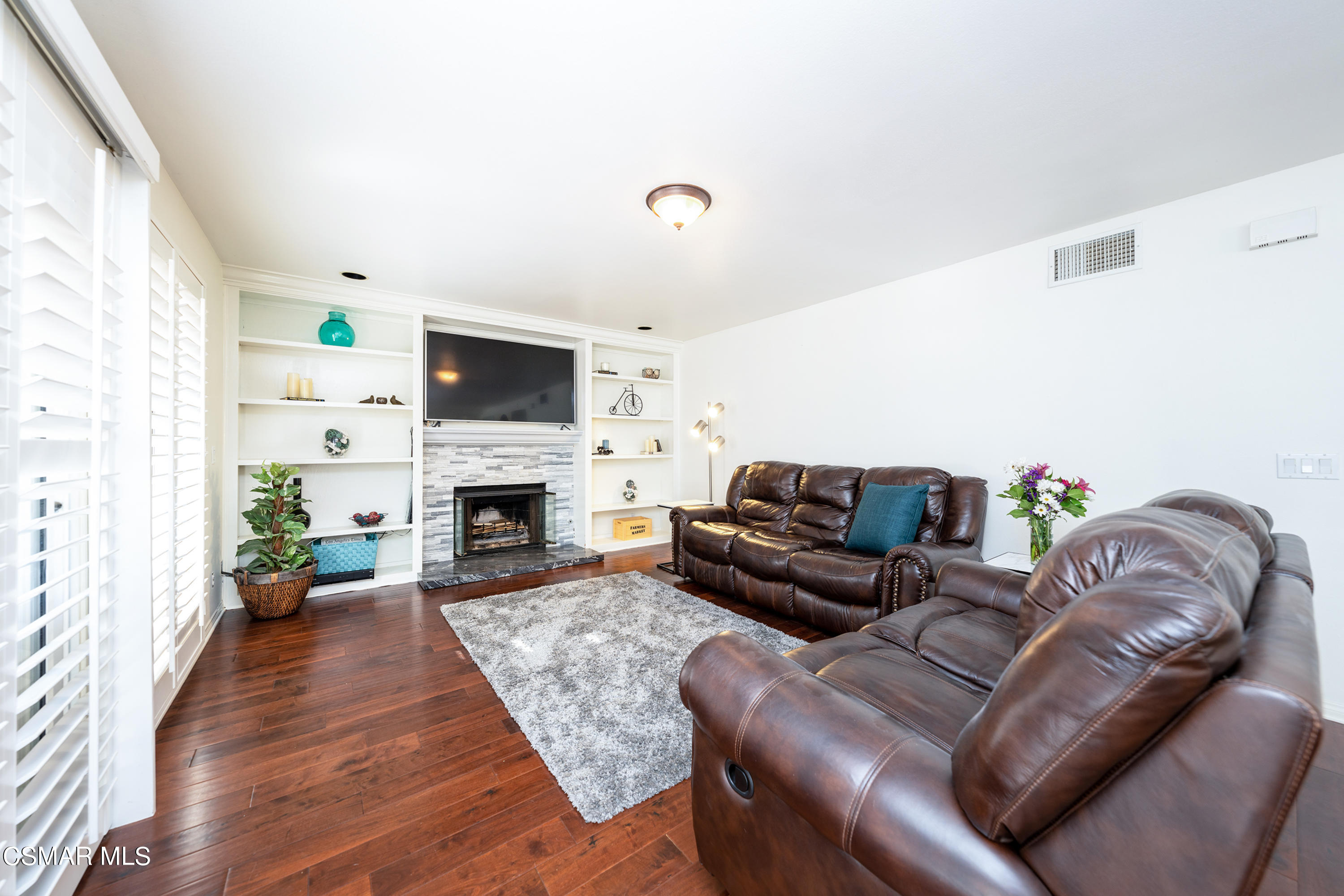 2993 Ditch Road Simi Valley, CA 93065 - Photo 13 of 43 Gathering Room