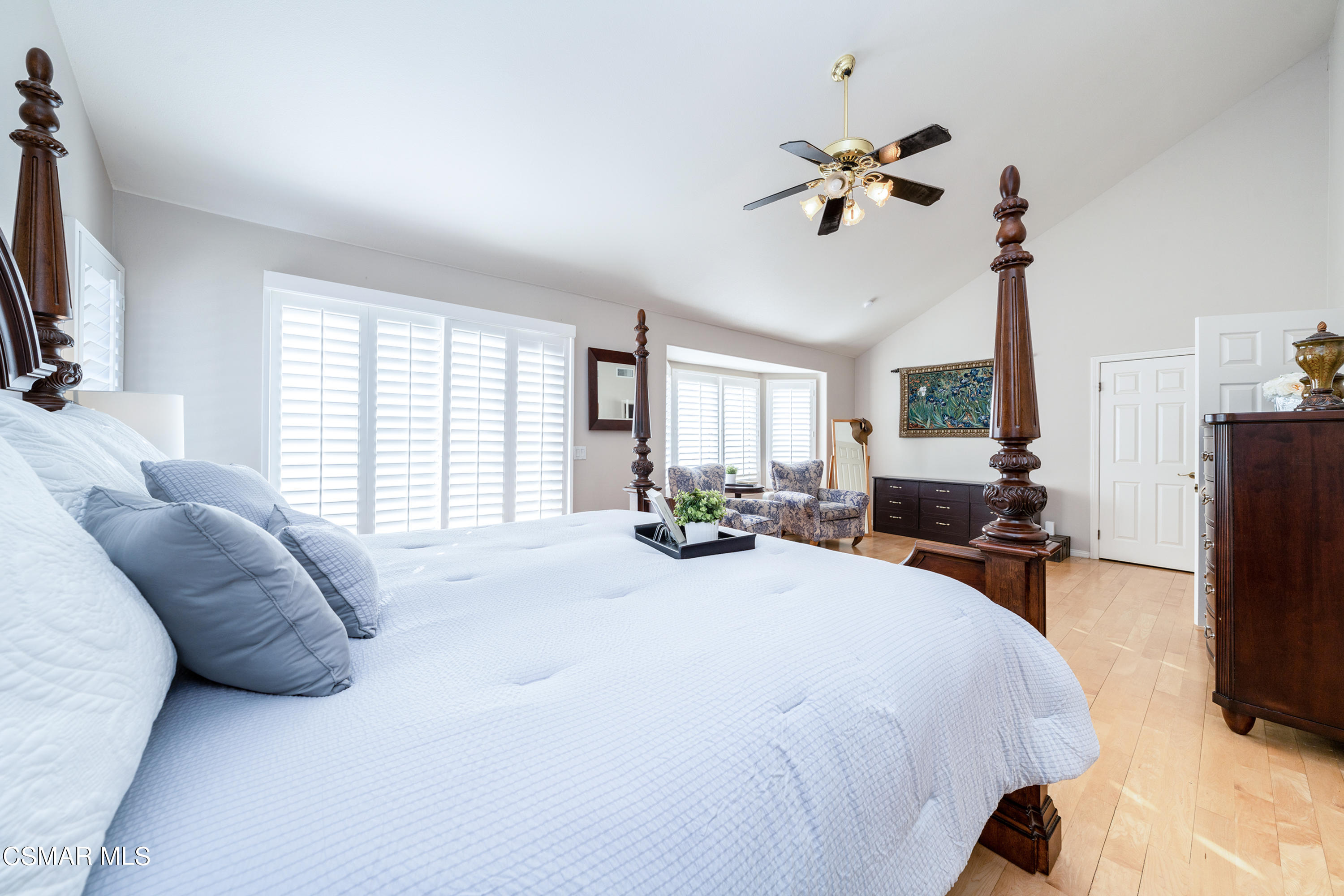 2993 Ditch Road Simi Valley, CA 93065 - Photo 18 of 43 Owner's Bedroom