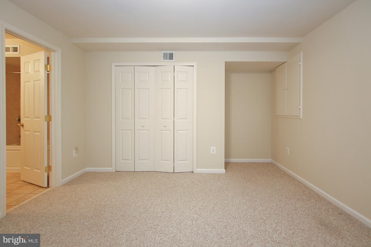 25824 Spring Farm Circle Chantilly, VA 20152 - Photo 26 of 30 Basement