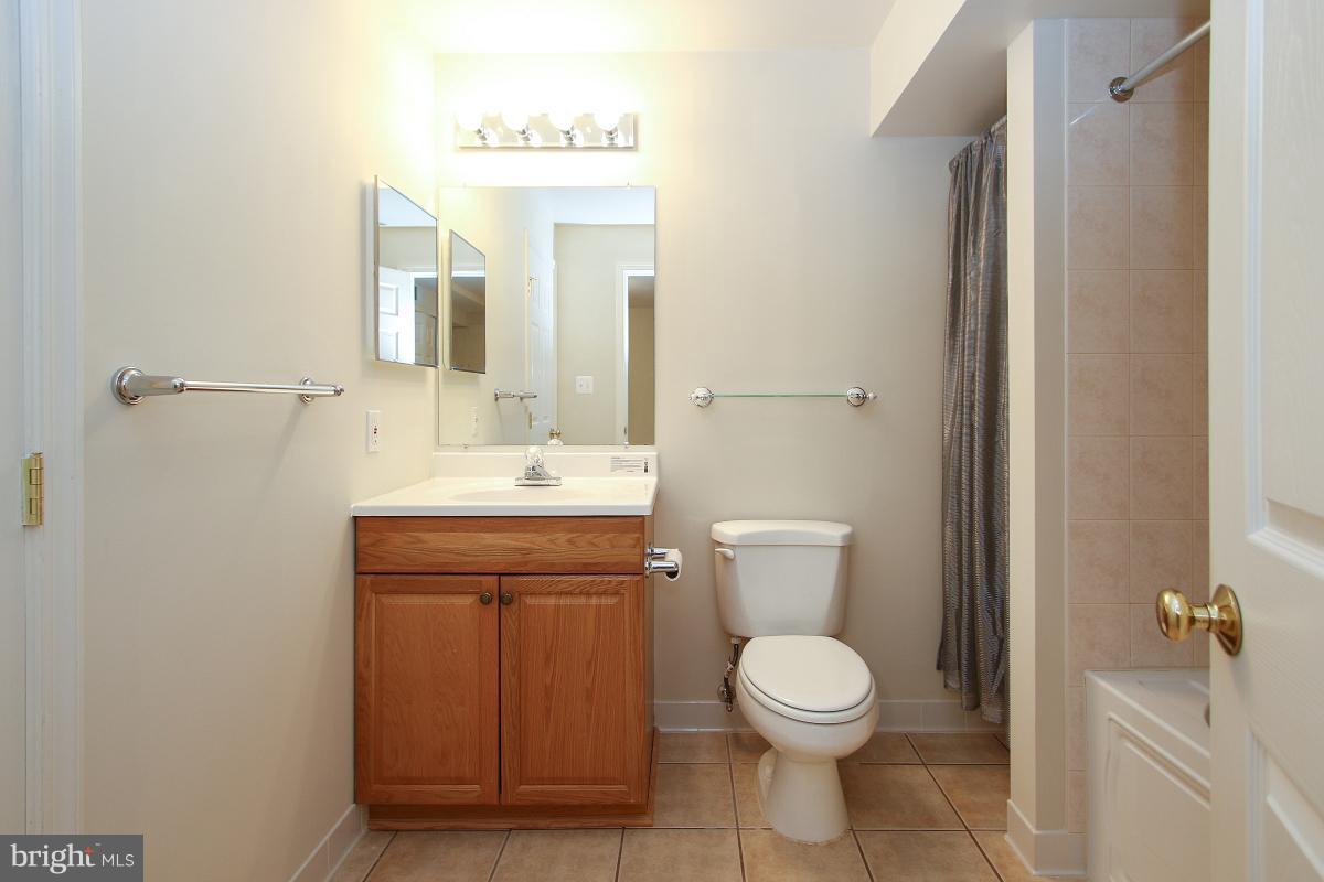 25824 Spring Farm Circle Chantilly, VA 20152 - Photo 27 of 30 Full bath in basement