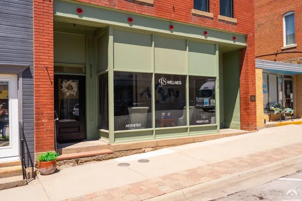 $520,000 | 715-717 Main Street, Eudora, KS 66025