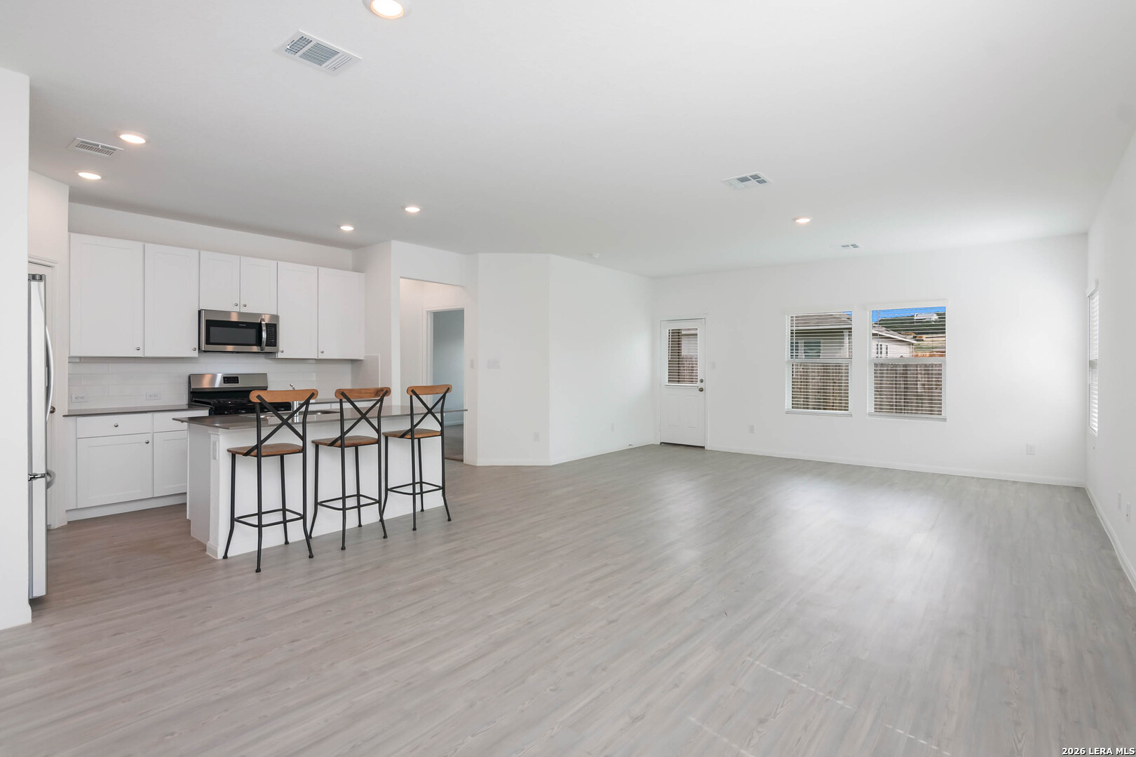 6063 Draw Loop Bulverde, TX 78163 - Photo 3 of 20