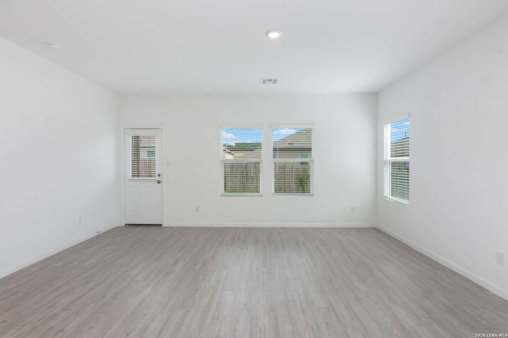 6063 Draw Loop Bulverde, TX 78163 - Photo 4 of 20