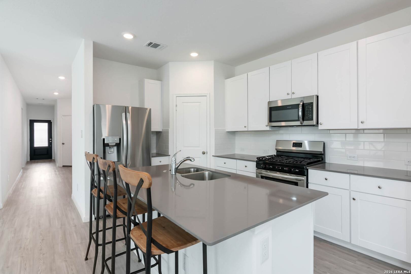 6063 Draw Loop Bulverde, TX 78163 - Photo 7 of 20