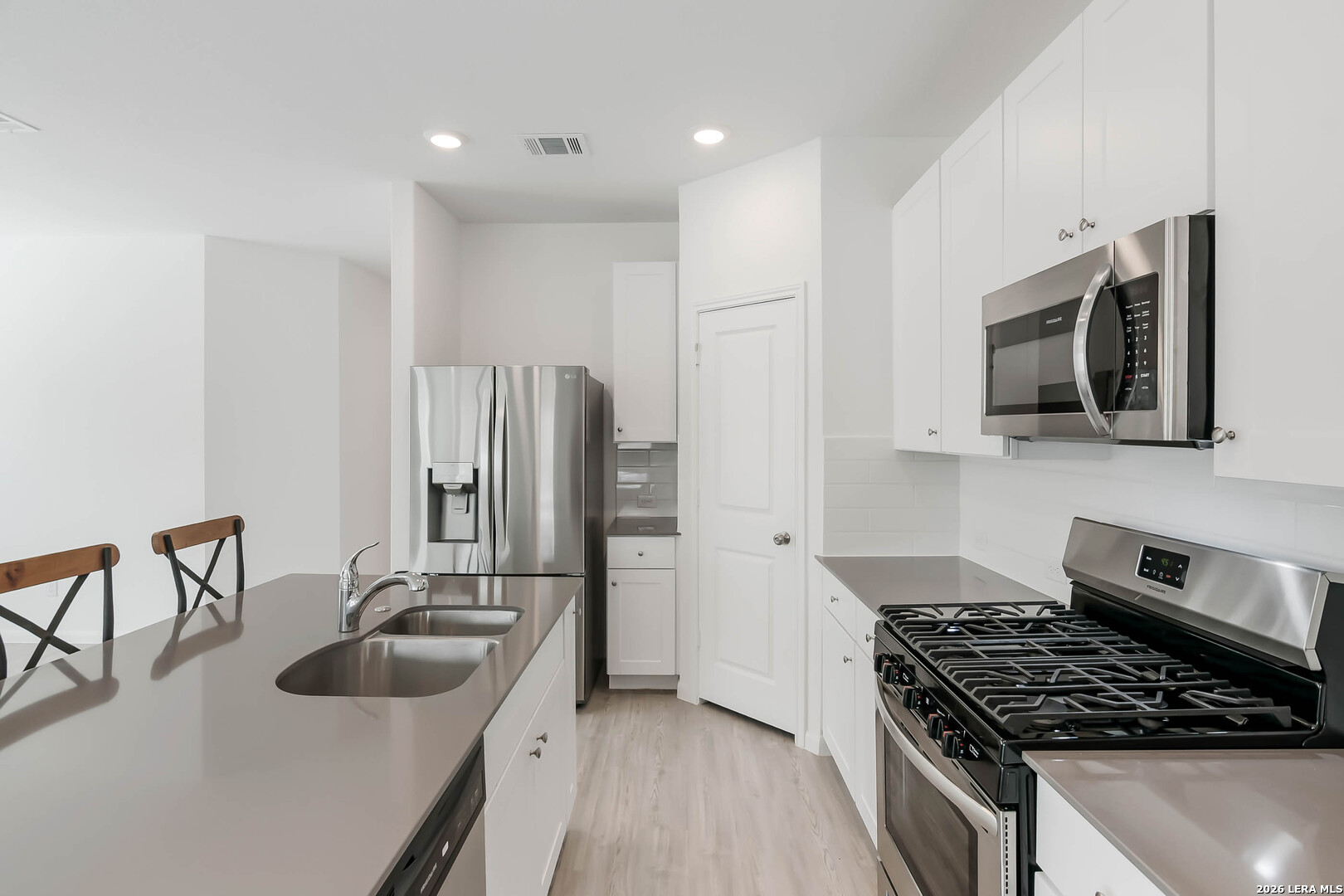 6063 Draw Loop Bulverde, TX 78163 - Photo 8 of 20