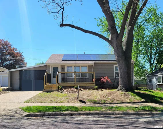 $179,900 | 1102 Coolidge Avenue, Pekin, IL 61554