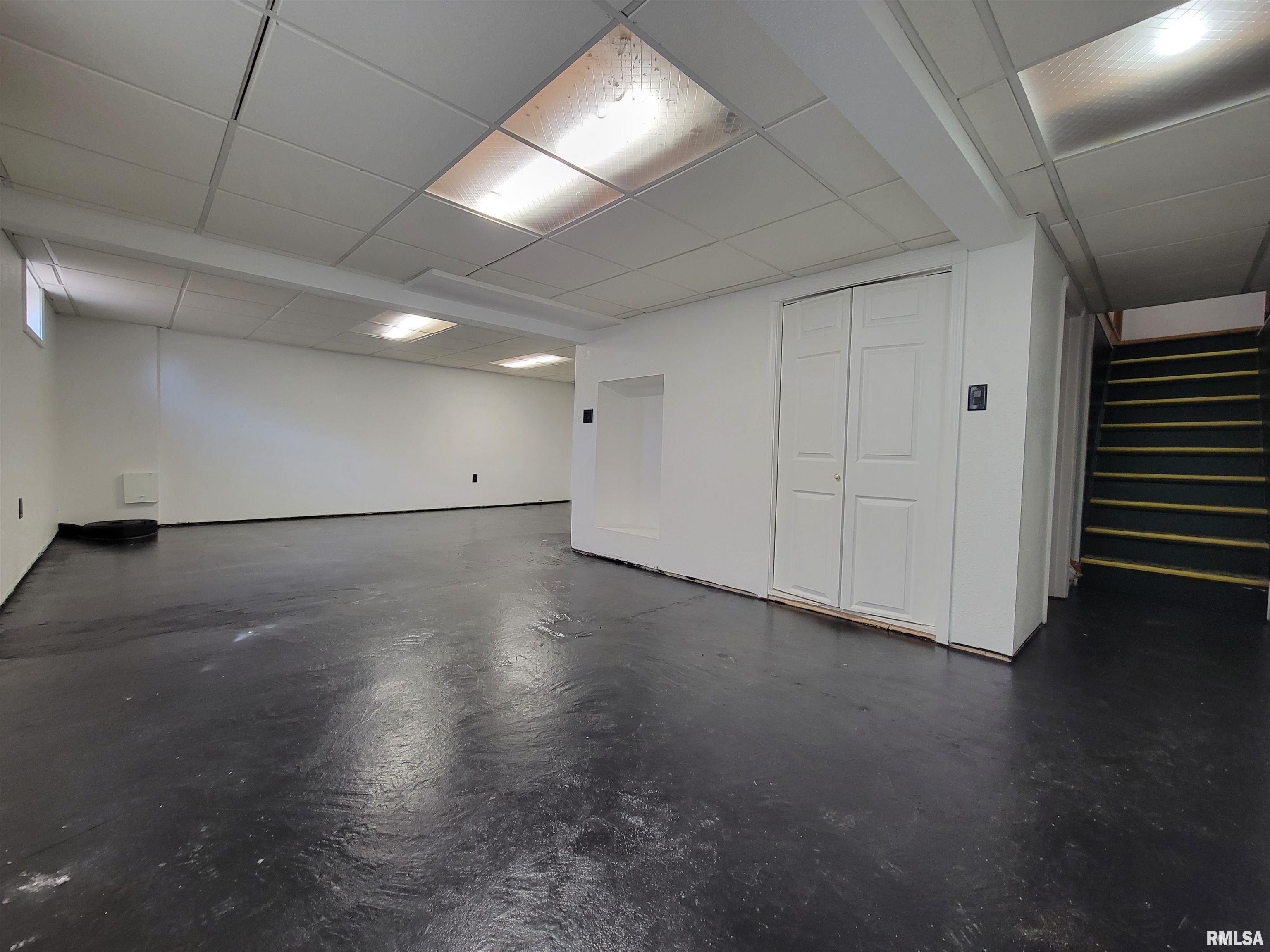 1102 Coolidge Avenue Pekin, IL 61554 - Photo 39 of 56