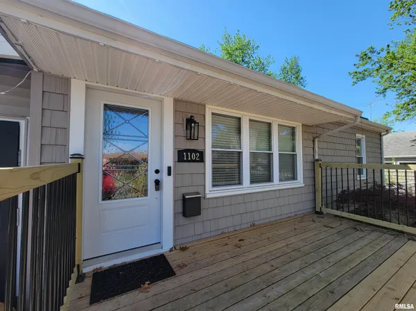 $169,000 | 1102 Coolidge Avenue, Pekin, IL 61554