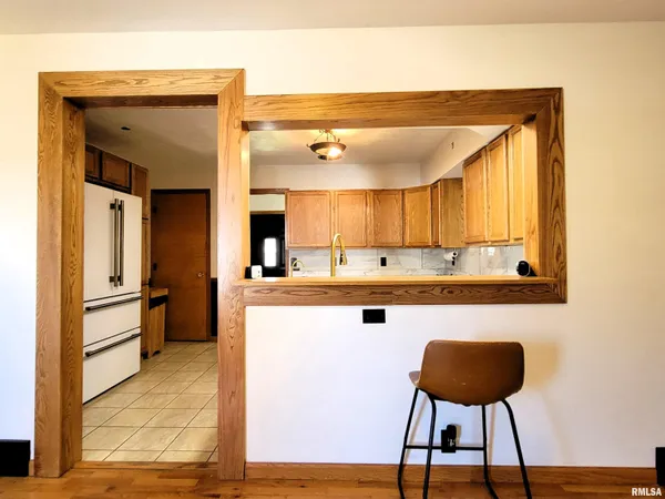 $179,900 | 1102 Coolidge Avenue, Pekin, IL 61554