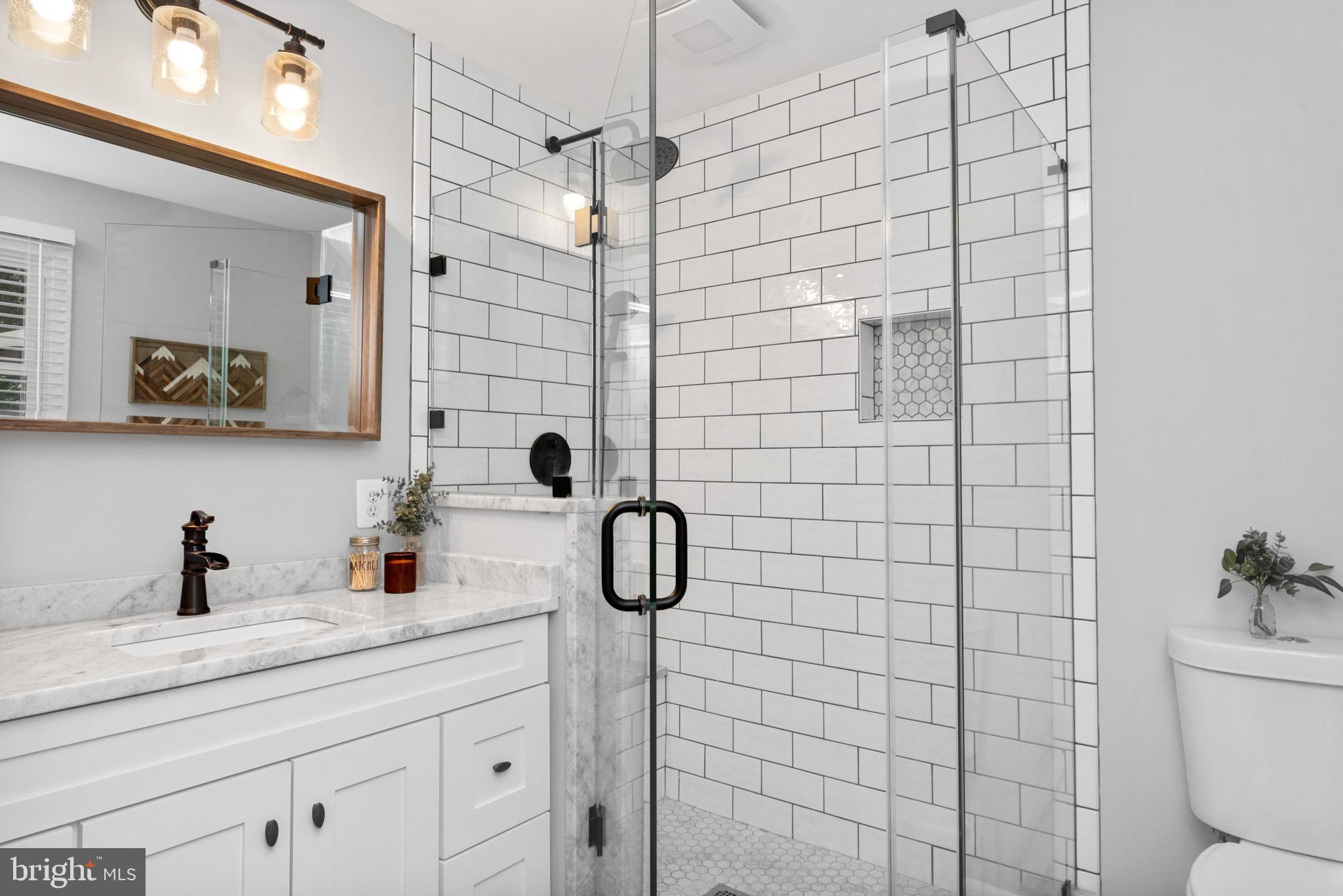 1723 Cedar Park Road Annapolis, MD 21401 - Photo 26 of 62 Primary bathroom