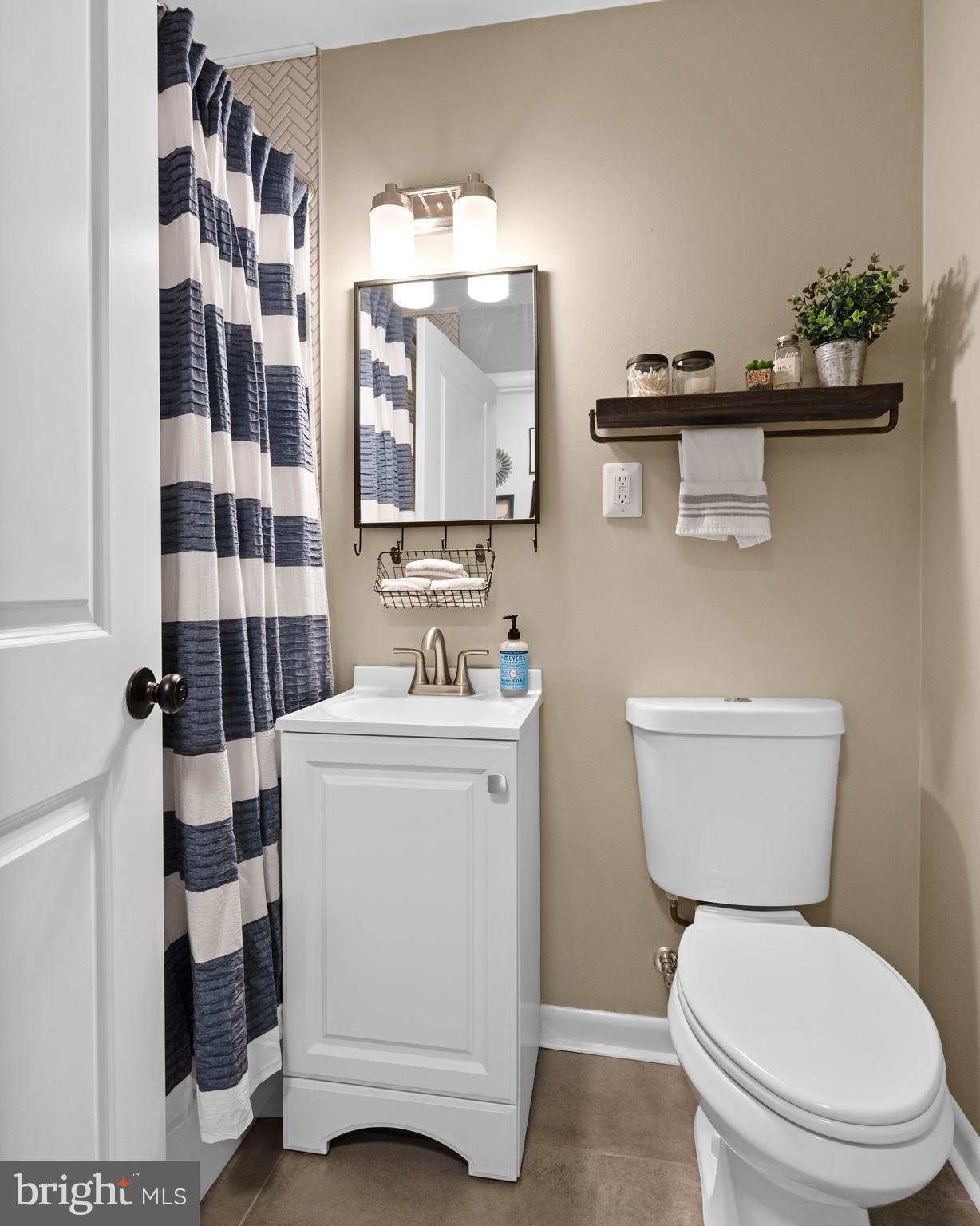1723 Cedar Park Road Annapolis, MD 21401 - Photo 36 of 62 Secondary full bath