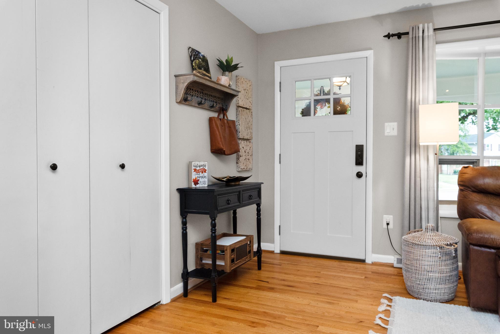1723 Cedar Park Road Annapolis, MD 21401 - Photo 5 of 62 Entrance