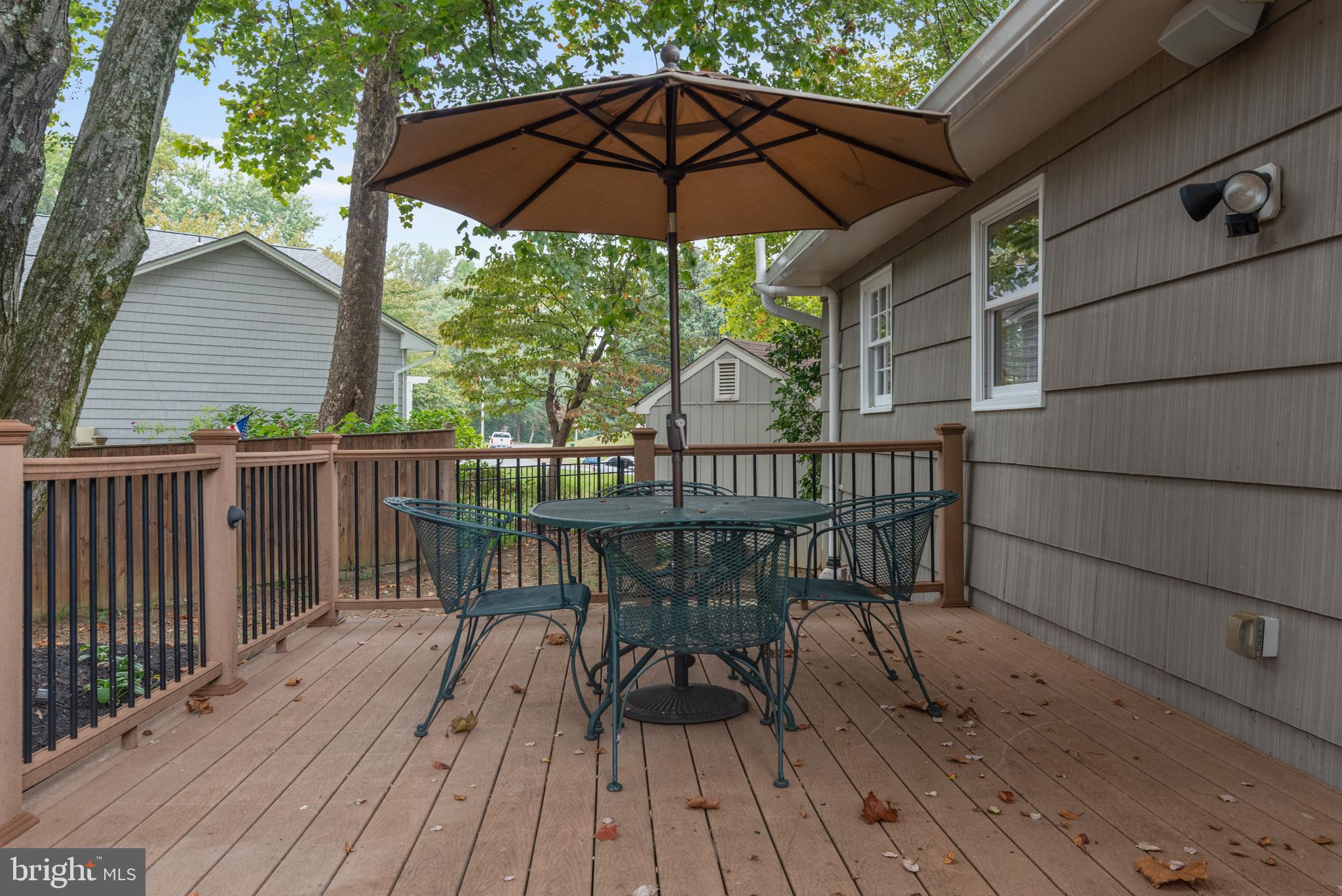 1723 Cedar Park Road Annapolis, MD 21401 - Photo 55 of 62 Treks deck