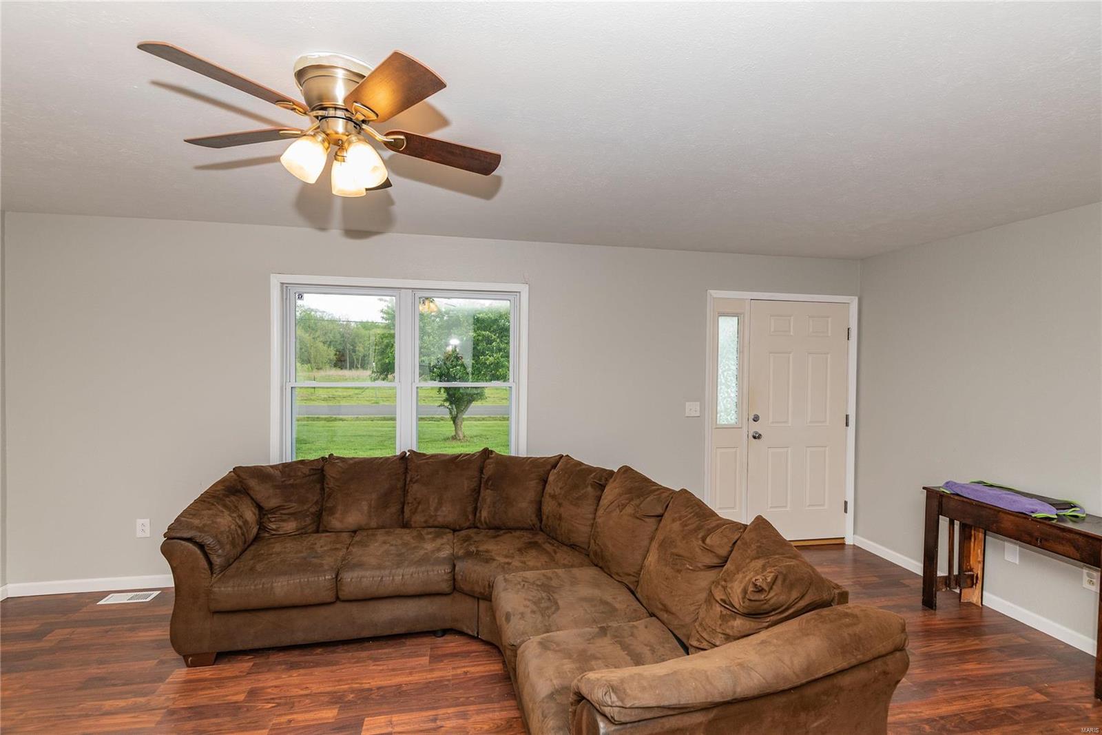 10829 Lake Road Highland, IL 62249 - Photo 8 of 16