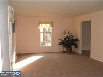 625 Newcomen Road Exton, PA 19341 - Photo 4 of 12 Living Room
