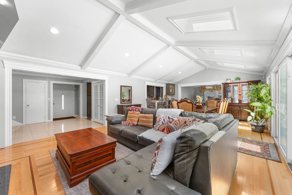 59 Briarcliff Road Brockton, MA 02301 - Photo 12 of 40