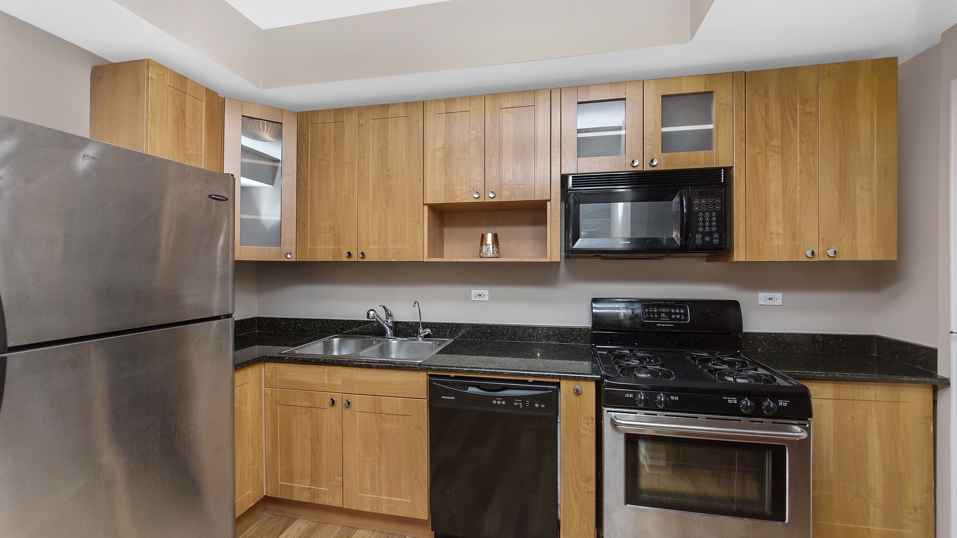 4902 North Springfield Avenue, Unit 2 Chicago, IL 60625 - Photo 7 of 18