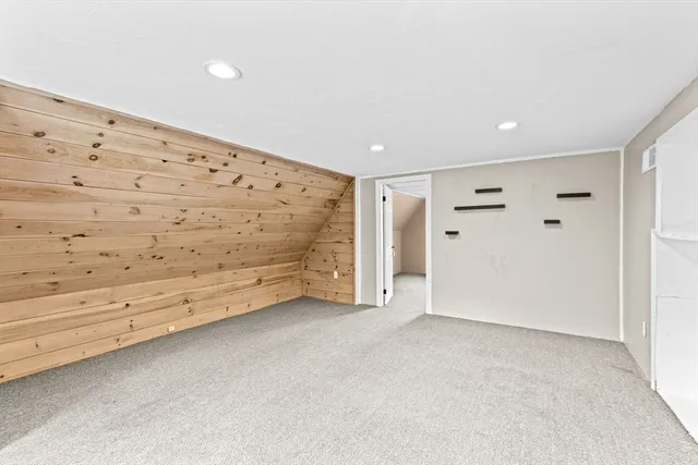 a view of a livingroom with an empty space