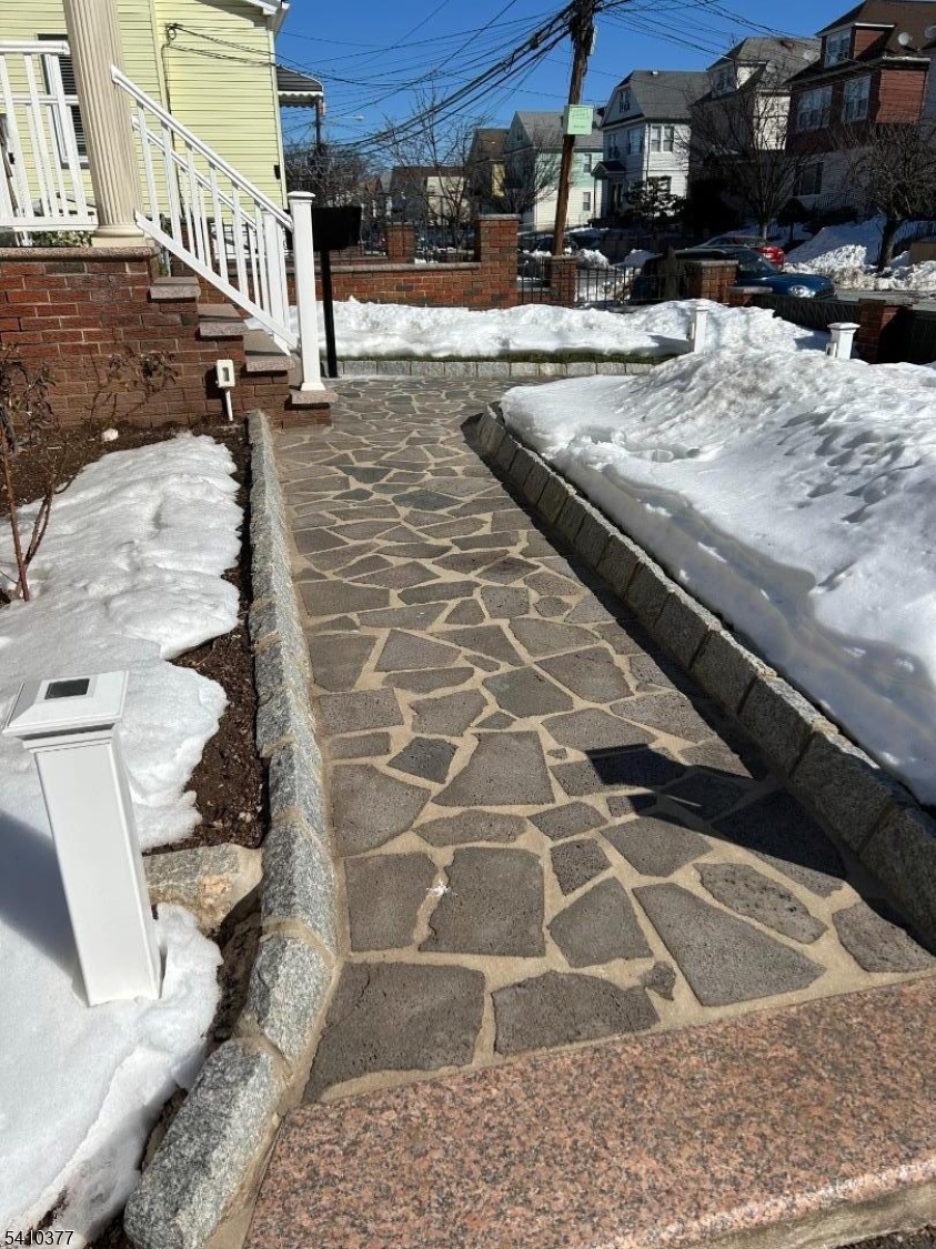 934 Monroe Avenue Elizabeth, NJ 07201 - Photo 3 of 39