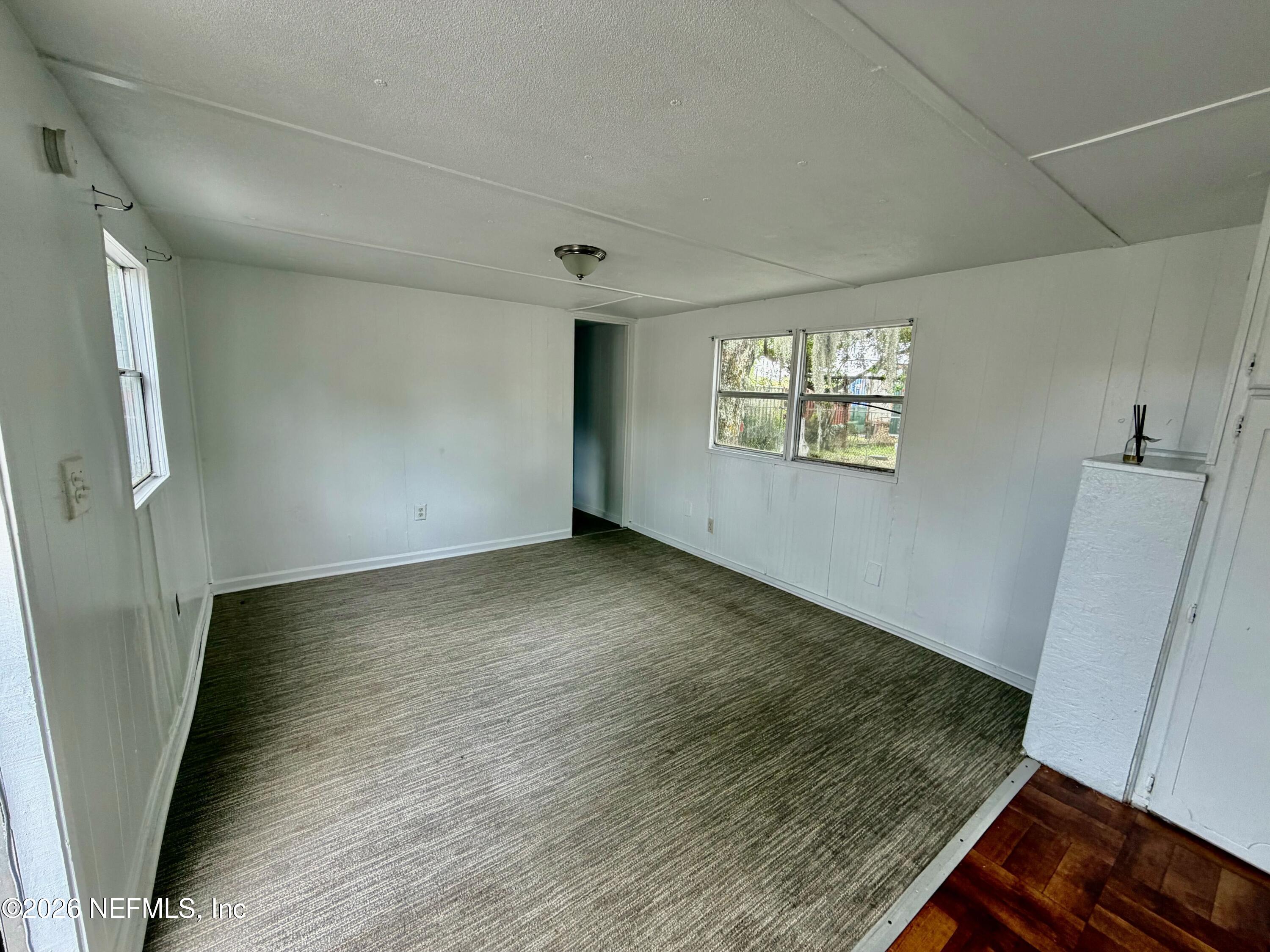 5355 New Kings Road, Unit 10 Jacksonville, FL 32209 - Photo 3 of 6 IMG_3416