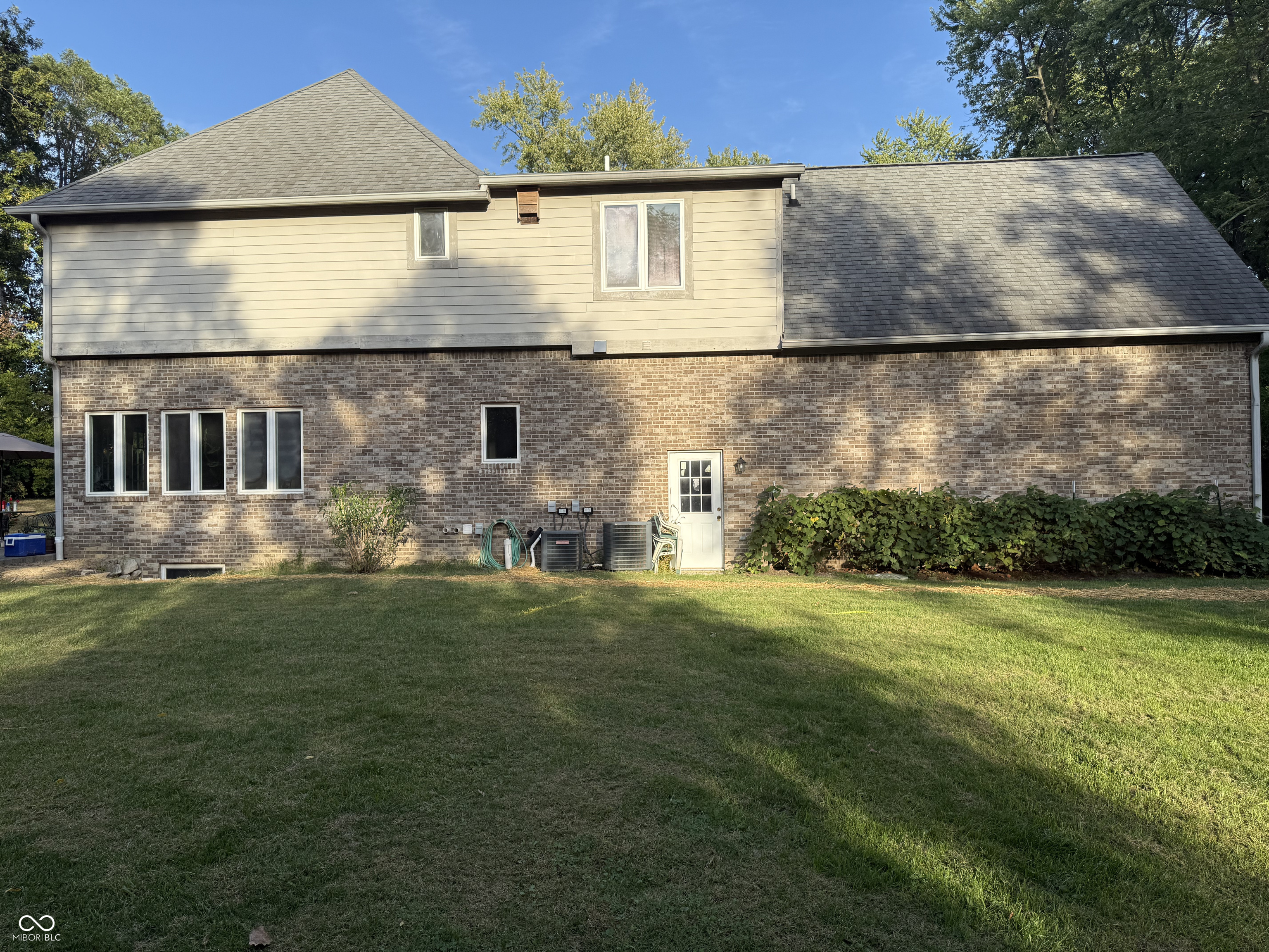 11640 East 63rd Street Indianapolis, IN 46236 - Photo 3 of 61