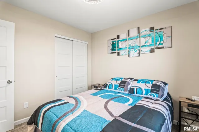 $365,000 | 413 Hodges Court, Chatham, IL 62629