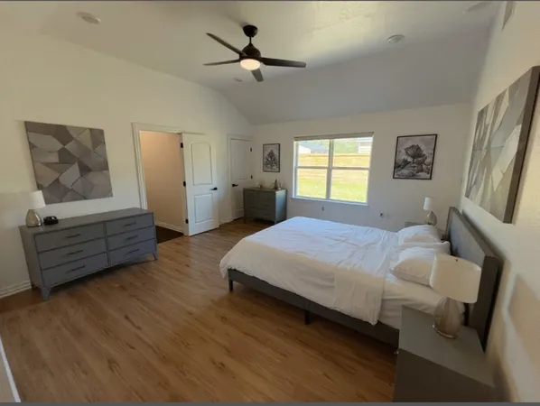 $2,300 | 8125 Sunnyhill Street, Houston, TX 77088