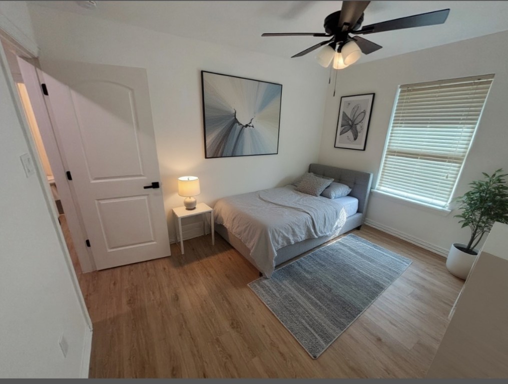 8125 Sunnyhill Street Houston, TX 77088 - Photo 7 of 10 Photo virtually staged