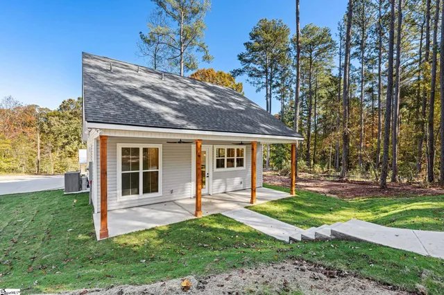 $255,000 | 602 Dryden Drive, Westminster, SC 29693