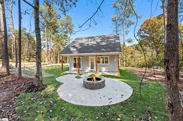 $255,000 | 602 Dryden Drive, Westminster, SC 29693