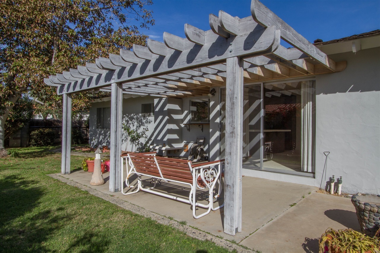 1617 Avocado Road Oceanside, CA 92054 - Photo 11 of 25 Gallery Image 11