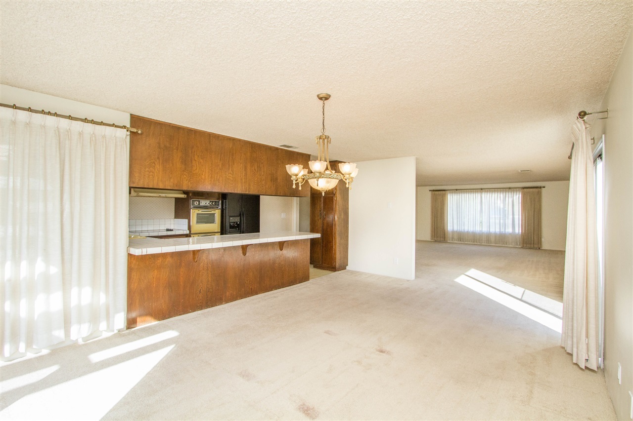 1617 Avocado Road Oceanside, CA 92054 - Photo 10 of 25 Gallery Image 10