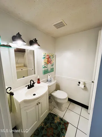 $125,000 | 2501 Gulf Avenue, Unit 22, Gulfport, MS 39501