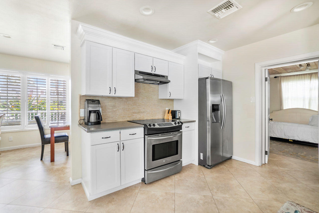 215 Inlet Way Palm Beach Shores, FL 33404 - Photo 17 of 42 017-215InletWay-PalmBeachShores-FL-small