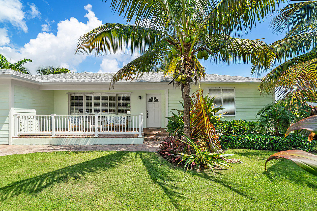215 Inlet Way Palm Beach Shores, FL 33404 - Photo 2 of 42 002-215InletWay-PalmBeachShores-FL-small