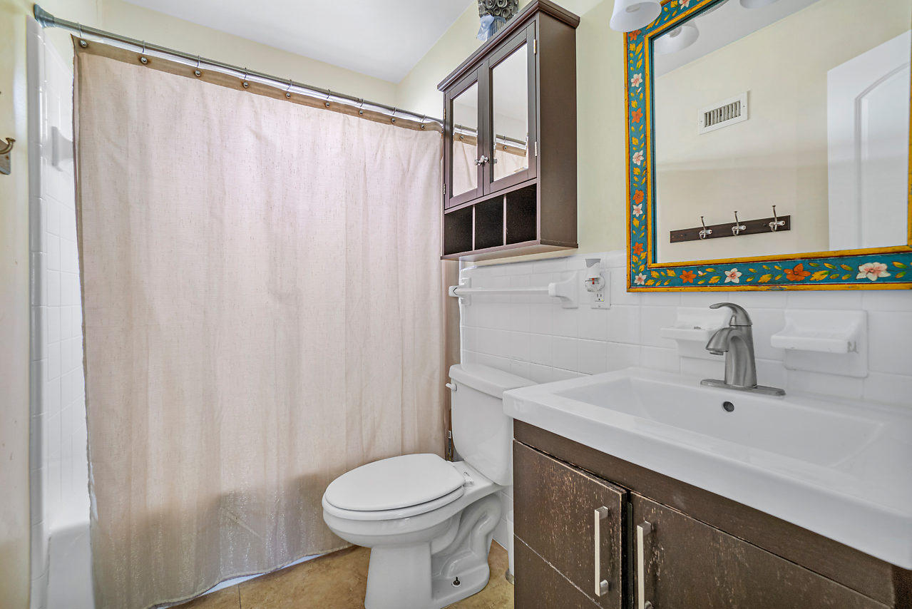 215 Inlet Way Palm Beach Shores, FL 33404 - Photo 21 of 42 021-215InletWay-PalmBeachShores-FL-small