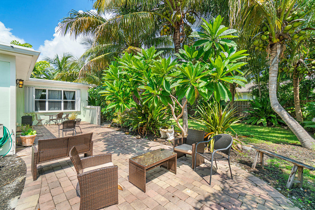 215 Inlet Way Palm Beach Shores, FL 33404 - Photo 25 of 42 025-215InletWay-PalmBeachShores-FL-small